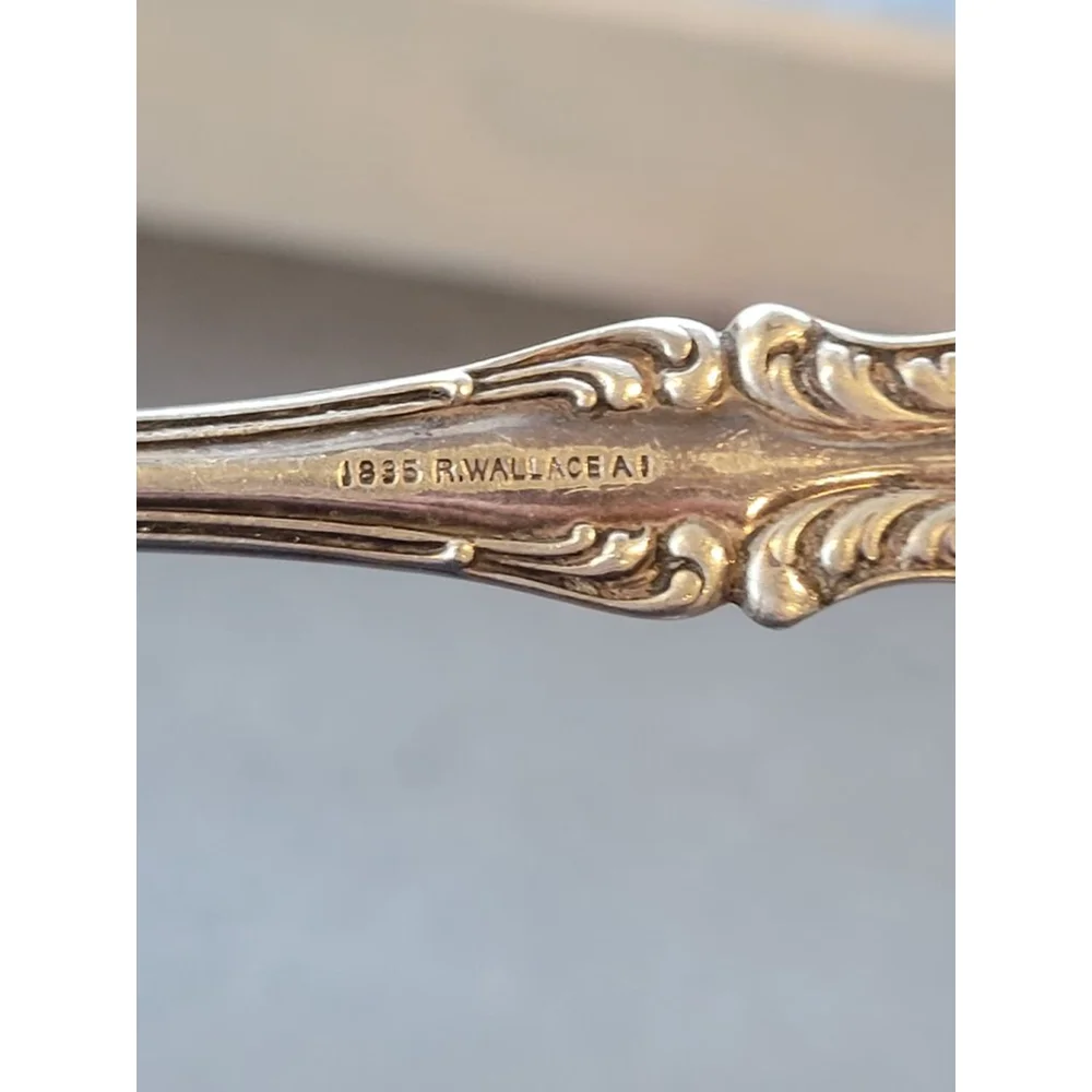 1835 R Wallace Cold Meat Serving Fork Silverplate Vintage Flatware 8.5”